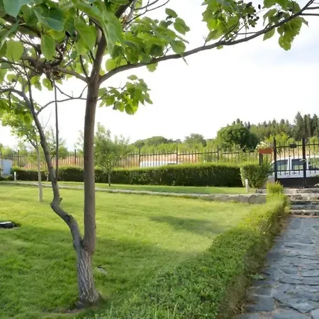 Stayinn Rainbow Houses ساني بيتش